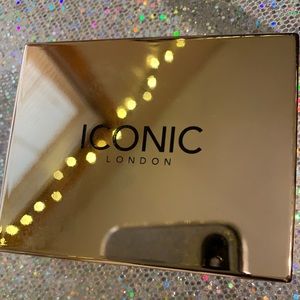 Iconic Brow Cushion in Medium